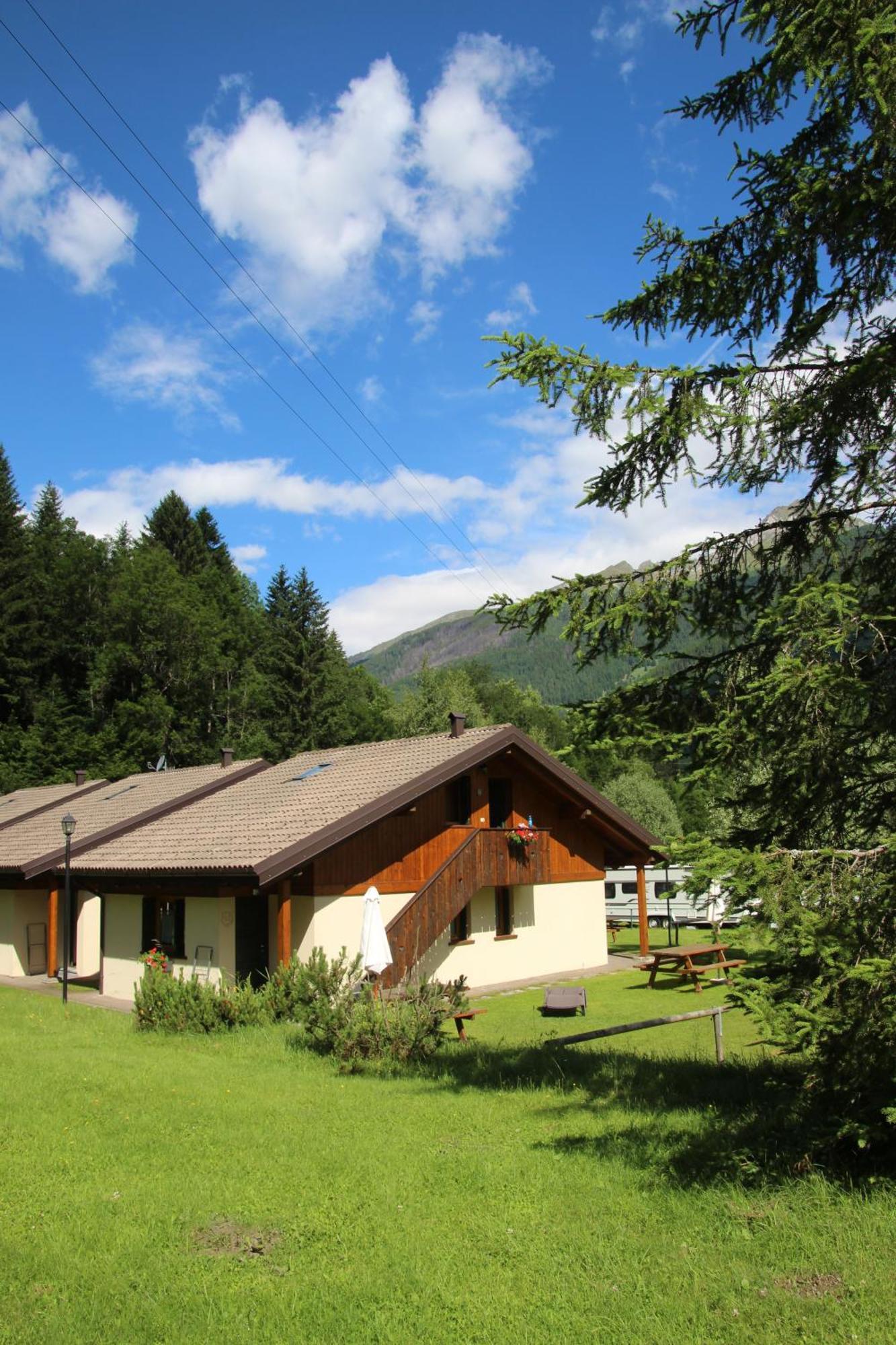 Chalet Presanella Тему Екстер'єр фото