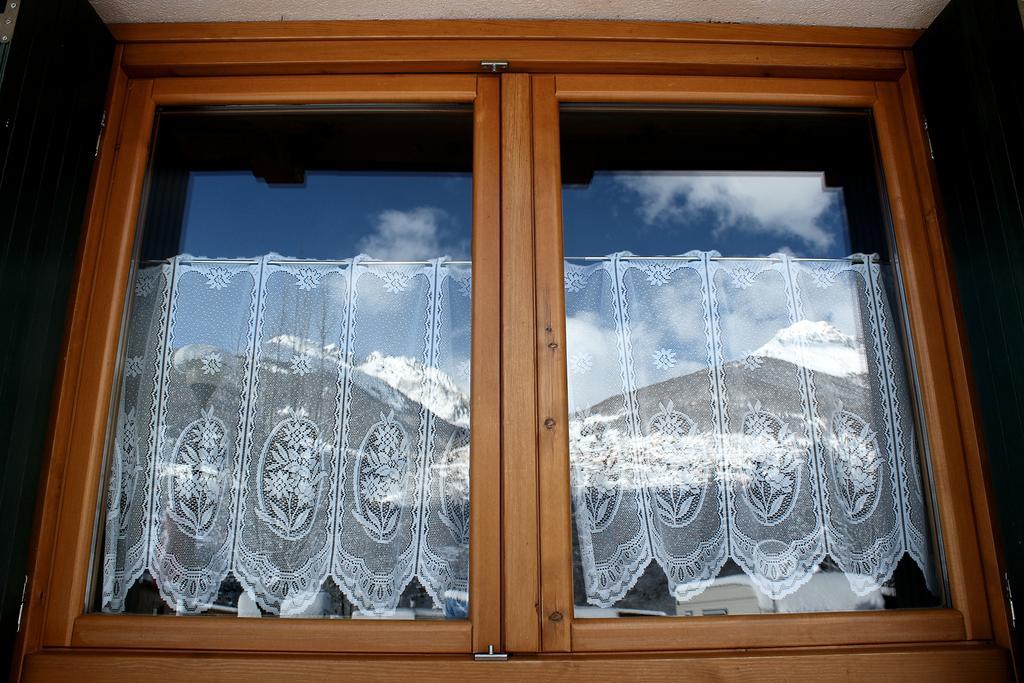 Chalet Presanella Тему Екстер'єр фото